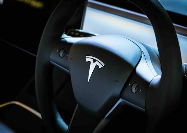 Tesla offers a €5000 discount on Model Y