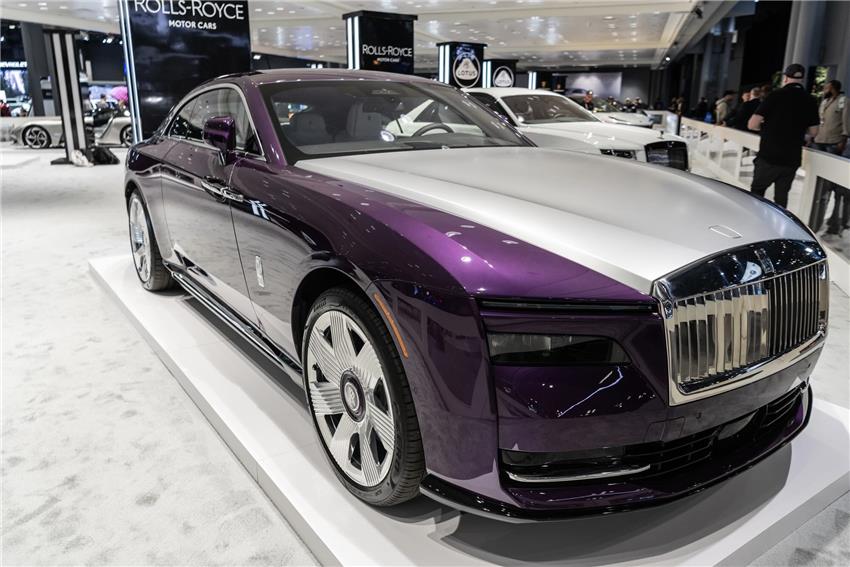 De Rolls-Royce Spectre Black Badge: Een nieuwe standaard in luxe en kracht