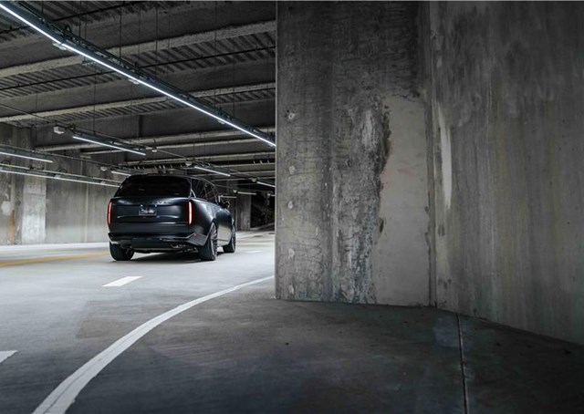 The electric Range Rover: A colossus with a monster battery