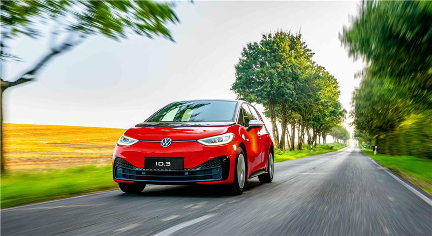 Goedkope Volkswagens op stroom: De batterijrevolutie die je portemonnee spaart