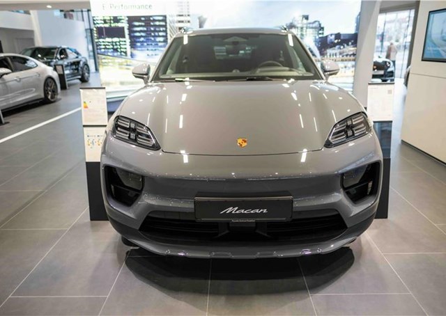 L'envahissement électrique de Porsche