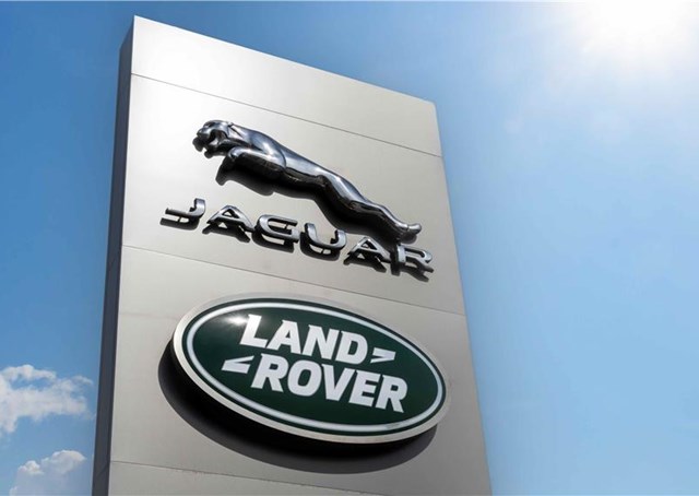 l'apocalypse numérique de Land Rover : Des hackers transforment les voitures de luxe en fantômes de parking