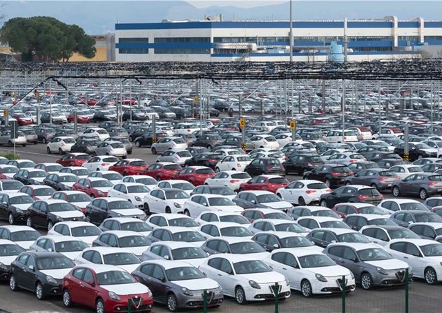 Les usines Stellantis à l’arrêt : La grande sieste automobile Européenne de 2025