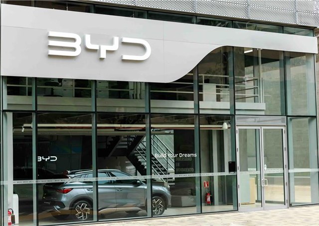 BYD écrase l’Europe tandis que Stellantis pousse enfin un soupir de soulagement