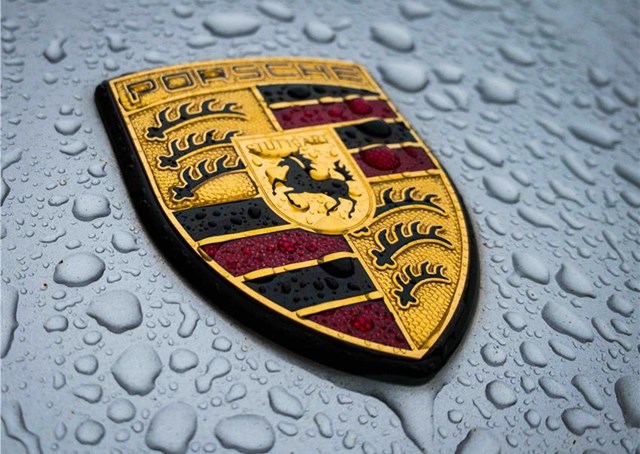 Le milliard de pertes de Porsche : l'amertume du retard
