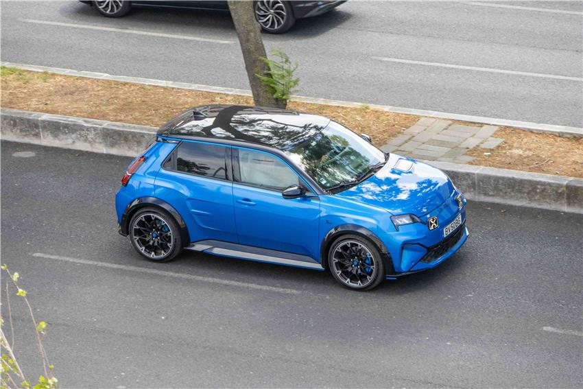 Renault’s elektrische 5: 100.000 redenen om de pomp vaarwel te zeggen