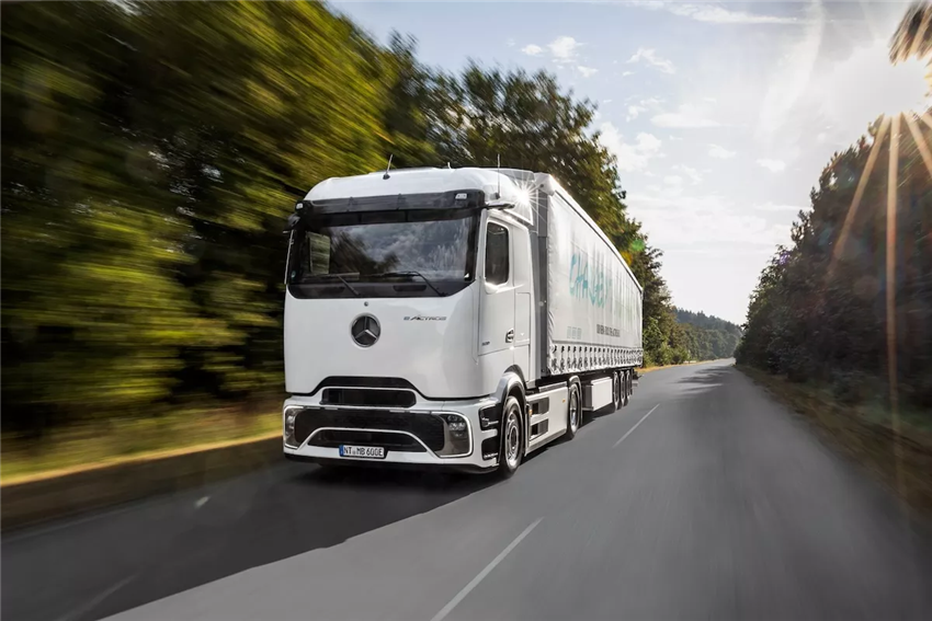 European Agreement Setting Drastic Reduction Targets for Trucks and Coaches